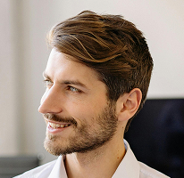 Headshot de Michael Brennan, directeur technique spécialisé en fintech et technologies crypto