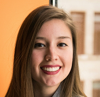 Dirigeante d'une société de trading financier, Victoria Lawson occupe le poste de directrice financière, portrait.